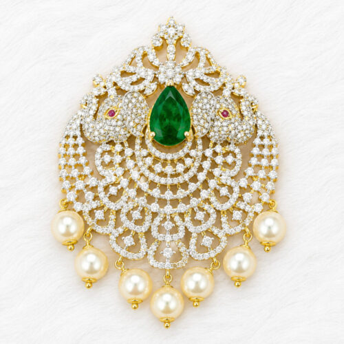 Emerald Peacock Pearl
